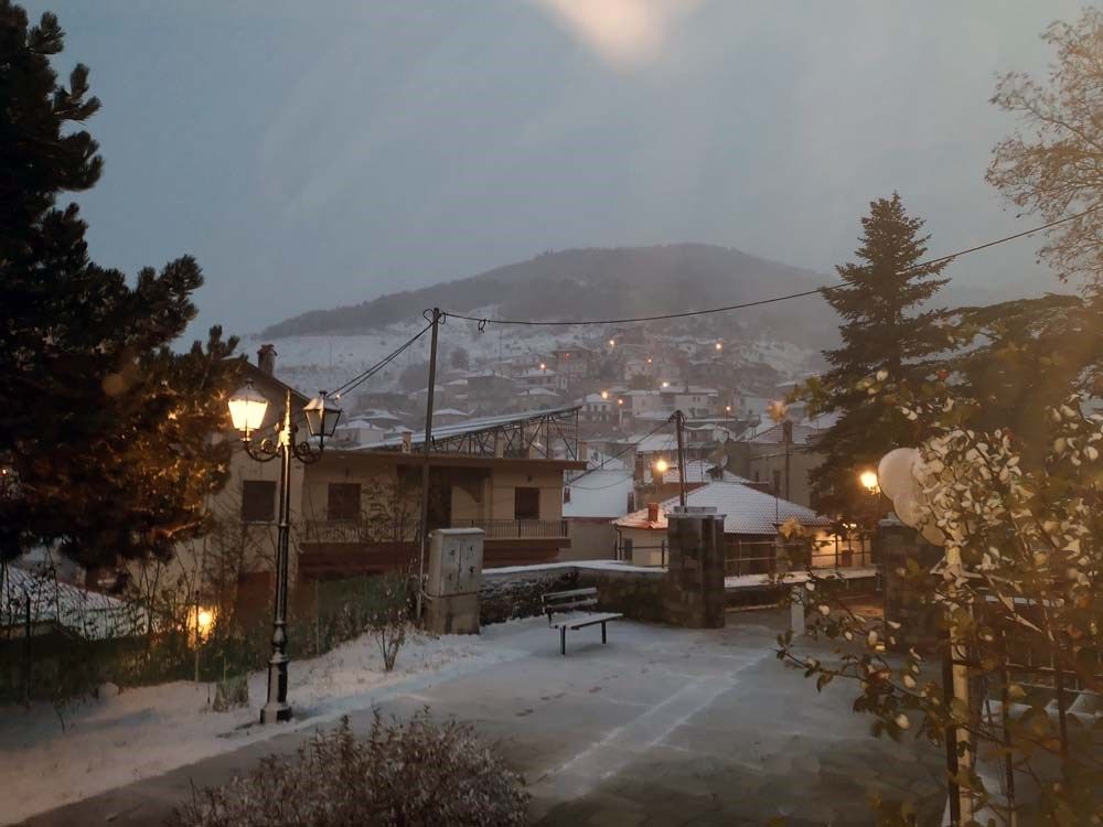 elassona2.jpg Χιόνι στην Ελασσόνα
