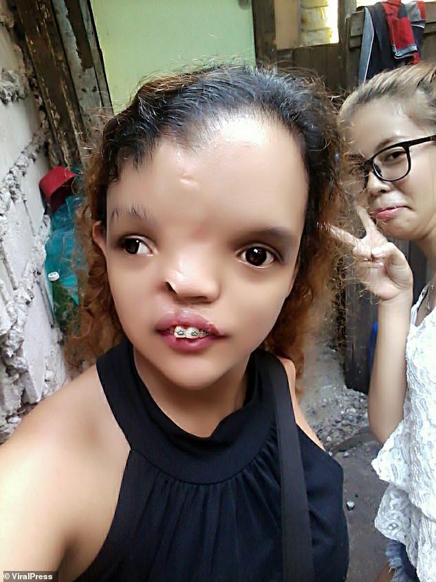 jennifer1.jpg Τζένιφερ Πούλγκα