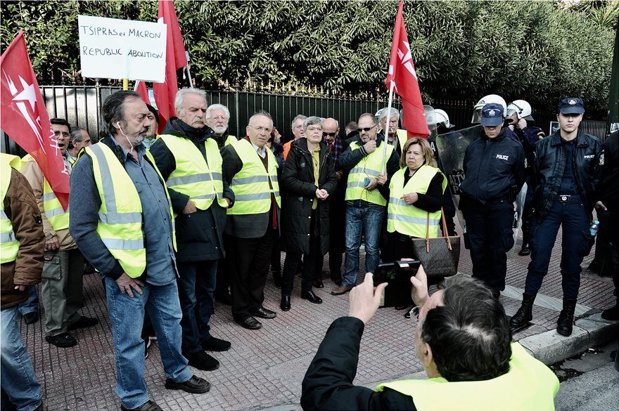 Διαμαρτυρία της ΛΑΕ με κίτρινα γιλέκα