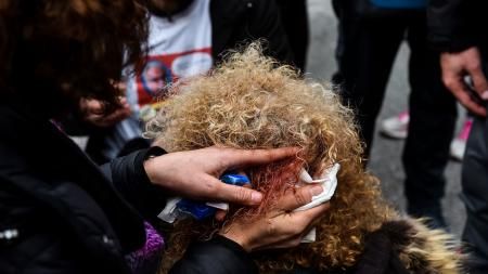 Τραυματισμός διαδηλώτριας