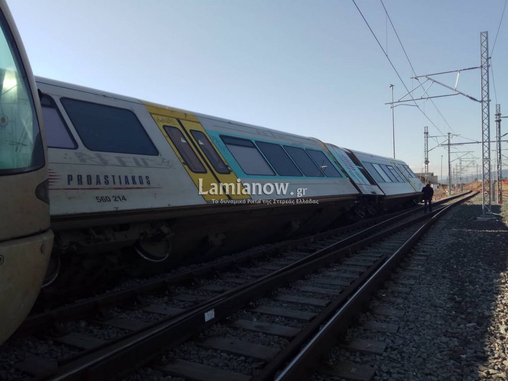 treno00005.jpg εκτροχιασμός Λιανοκλάδι 2