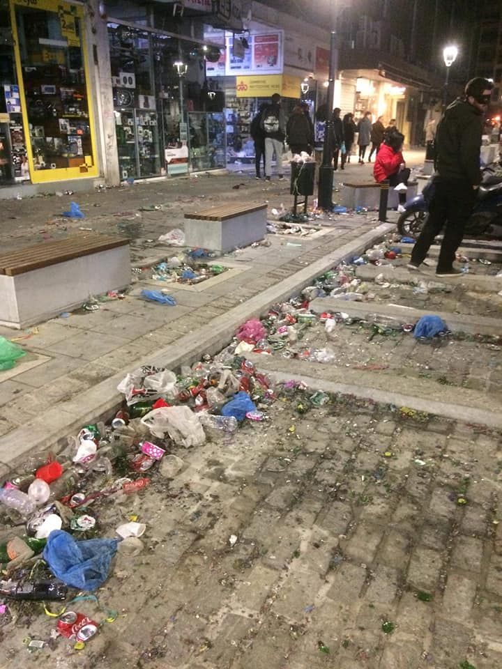 thess1.jpg "Βυθίστηκε" από τα σκουπίδια η Θεσσαλονίκη