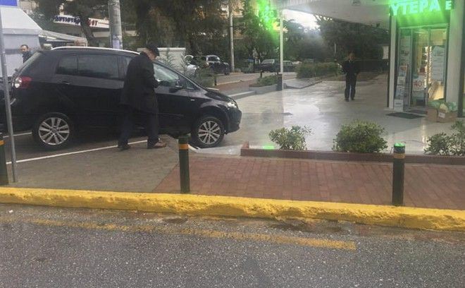 agia-paraskeyh.jpg Παρκάρισμα στην Αγία Παρασκευή