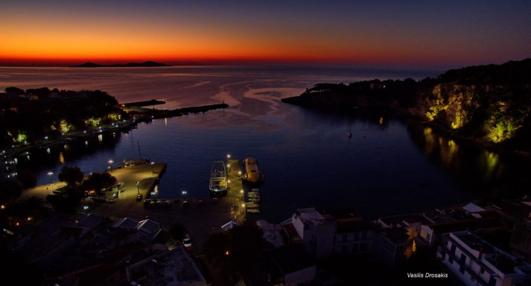 alonnisos-patitirinyhta.jpg Πατητήρι νύχτα
