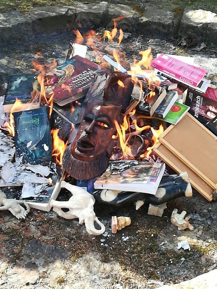 Φωτιά σε «απαγορευμένα» αντικείμενα