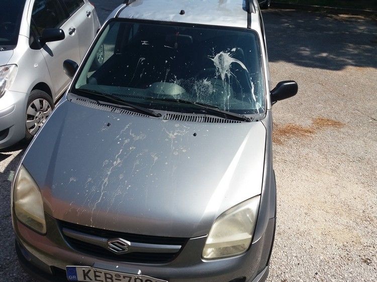 kefal2.jpg Χουλιγκανική συμπεριφορά σε σχολείο της Κεφαλλονιάς