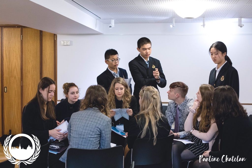 b-c-1.jpg Byron College