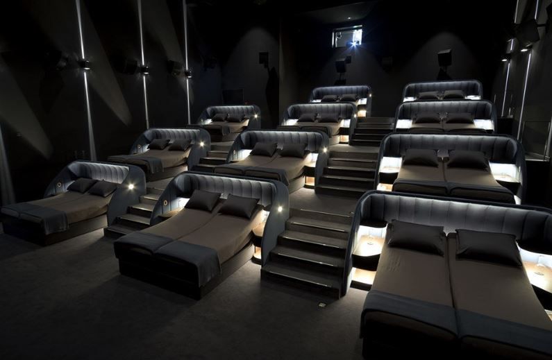 Η αίθουσα VIP Bedroom