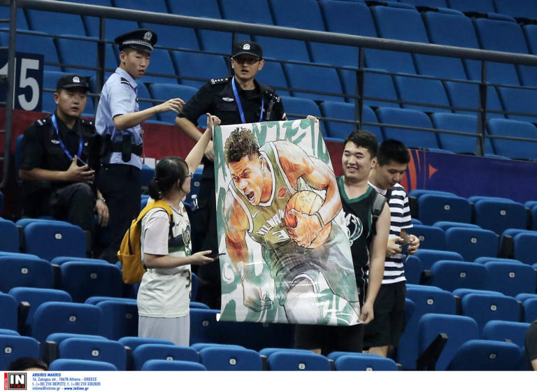 antetokounmpo_kinezoi_3.jpg antetokounmpo kinezoi 1