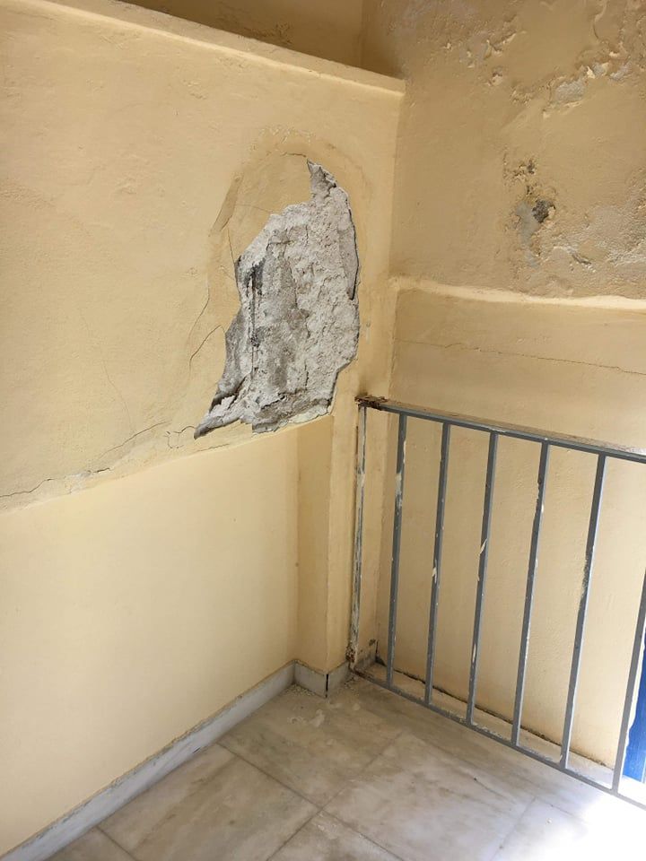 ktirio3.jpg Κτίριο