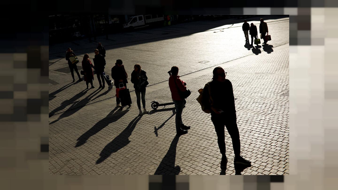 koronoios anergia