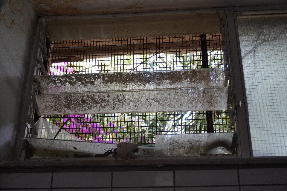 koumpes_gymnasio_vandalismoi4.jpg koumpes_gymnasio_vandalismoi4.jpg