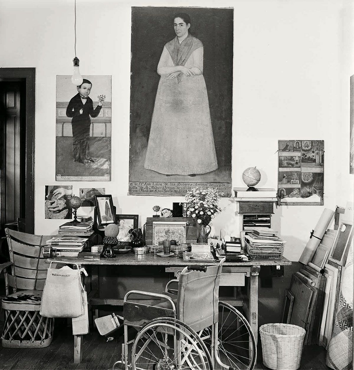 frida_kahlo.jpg frida_kahlo.jpg