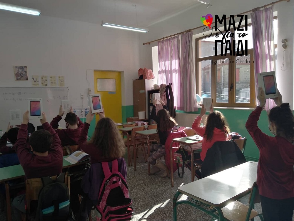 mazi_gia_to_paidi_tablets3.jpg mazi_gia_to_paidi_tablets3.jpg