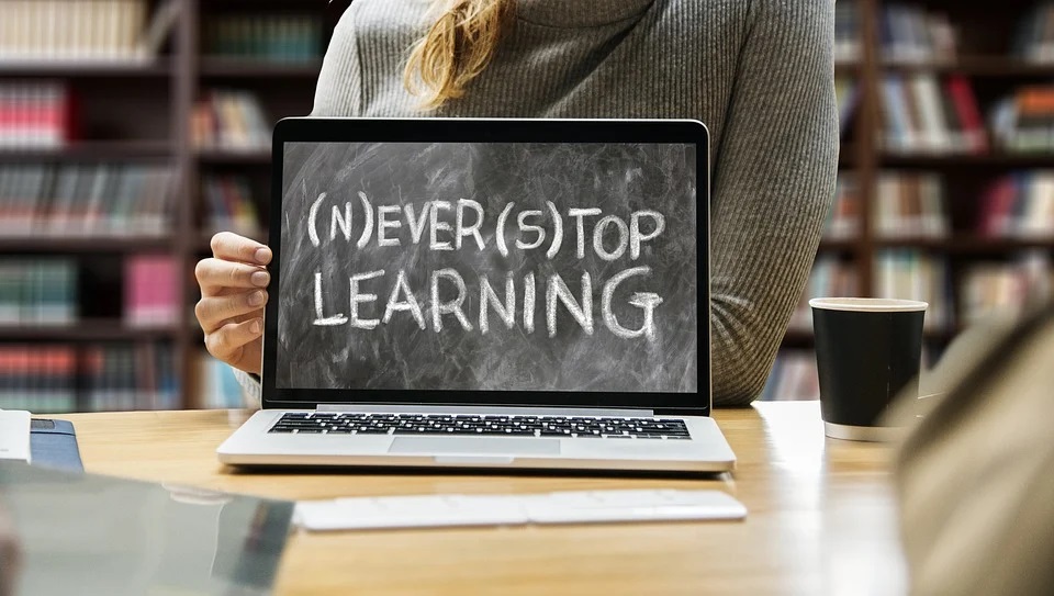seminaria_panepistimio_aigaio_laptop.jpg Πανεπιστήμιο Αιγαίου: Νέα έναρξη σεμιναρίων 8 Φεβρουαρίου
