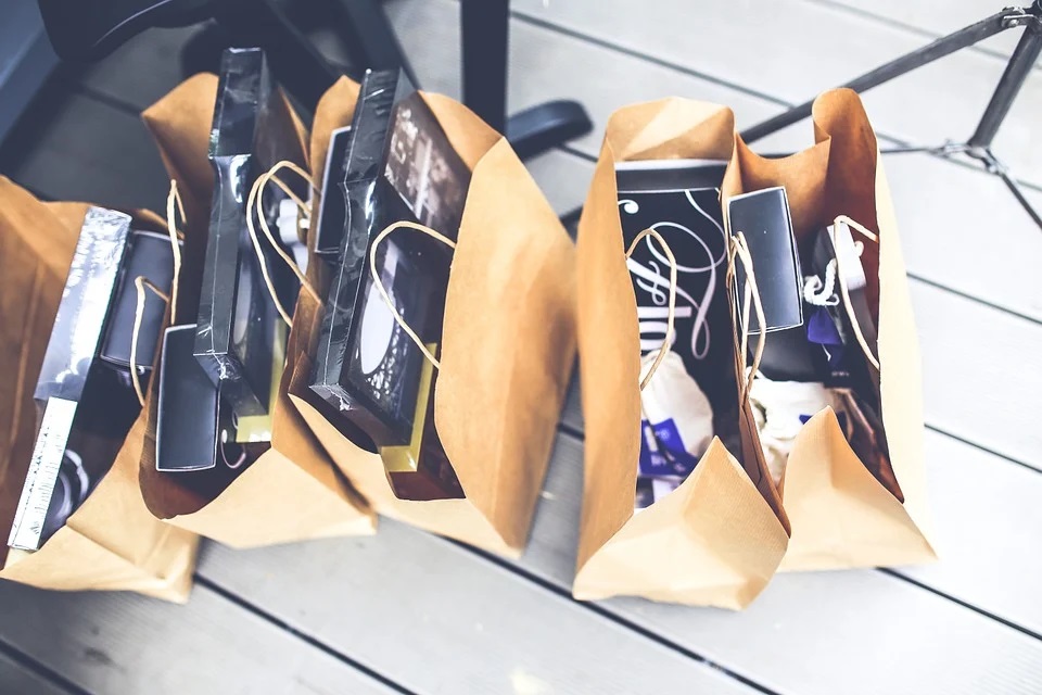 shopping_bags_psonia_katastimata_magazia.jpg