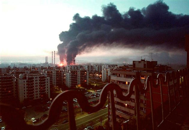 24 Μαρτίου 1999 Το ΝΑΤΟ βομβαρδίζει τη Γιουγκοσλαβία