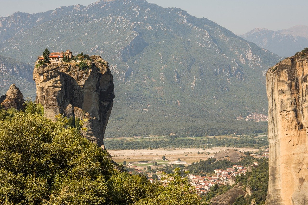 meteora_kalampaka.jpg meteora_kalampaka.jpg