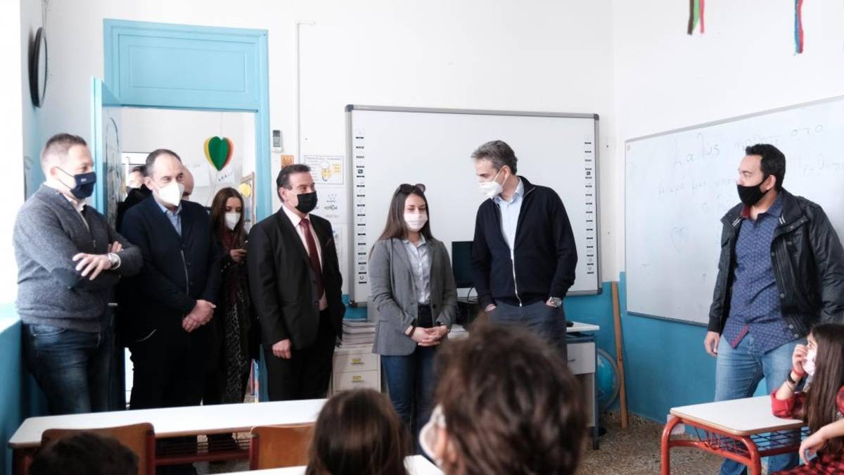 mitsotakis_ikaria_sxoleio.jpg mitsotakis ikaria sxoleio