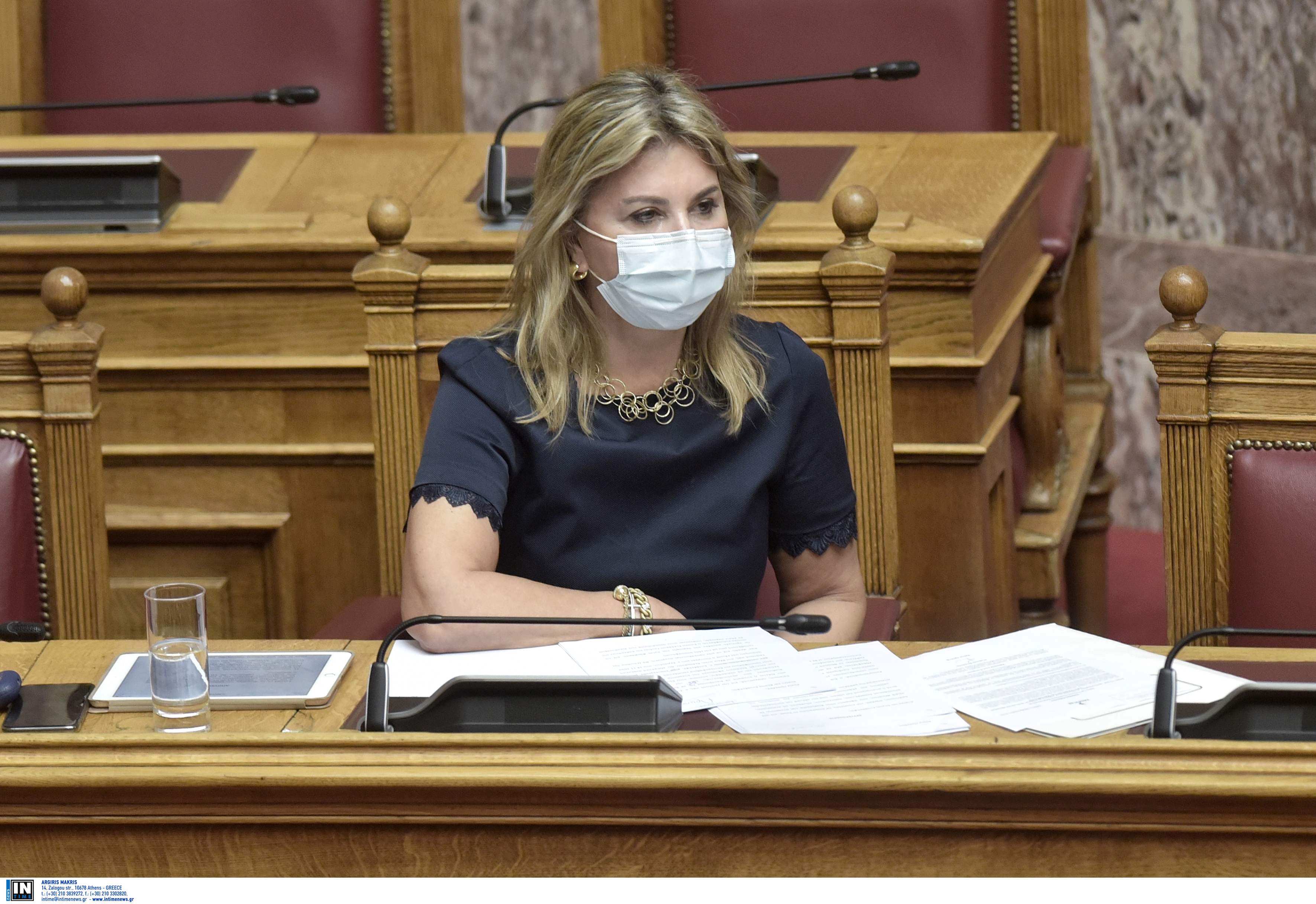 makri-zetta.jpg makri-zetta