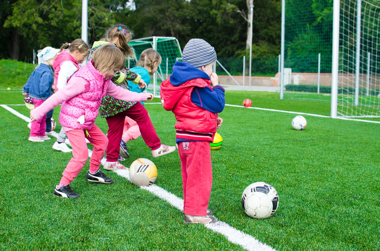 mathites_paidia_kids_children.jpg Voucher παιδικών κατασκηνώσεων ΟΑΕΔ: Δικαιούχοι & κριτήρια