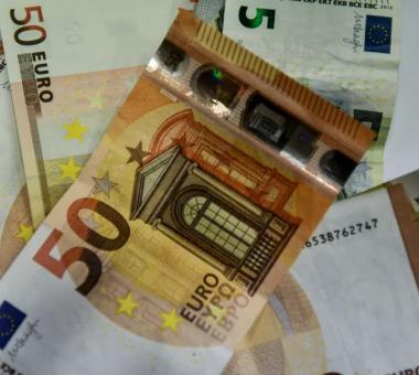 επιδομα 400 ευρώ