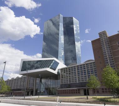 European Central Bank - Ευρωπαϊκή Κεντρική Τράπεζα