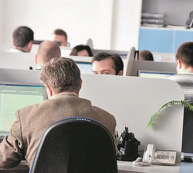 Δημόσιοι υπάλληλοι