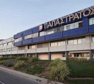 Παπαστράτος