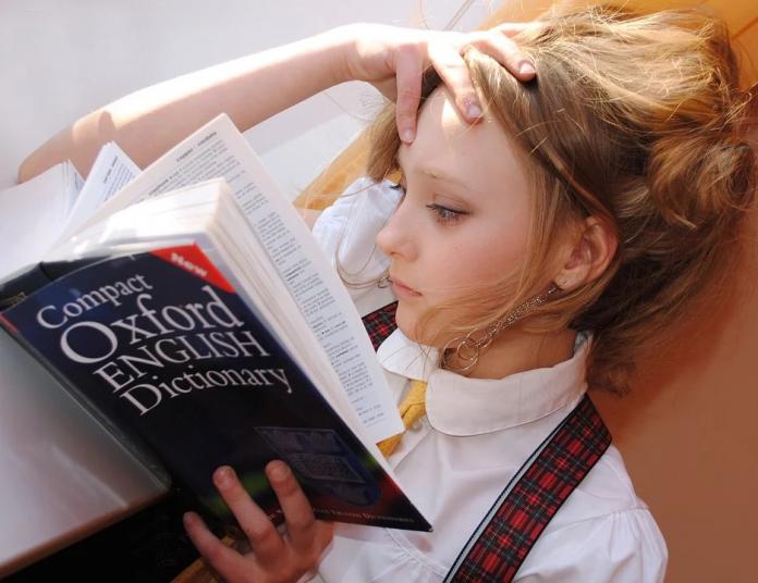 girl-agglika_english_mathites_language_learning.jpg girl-agglika_english_mathites_language_learning.jpg