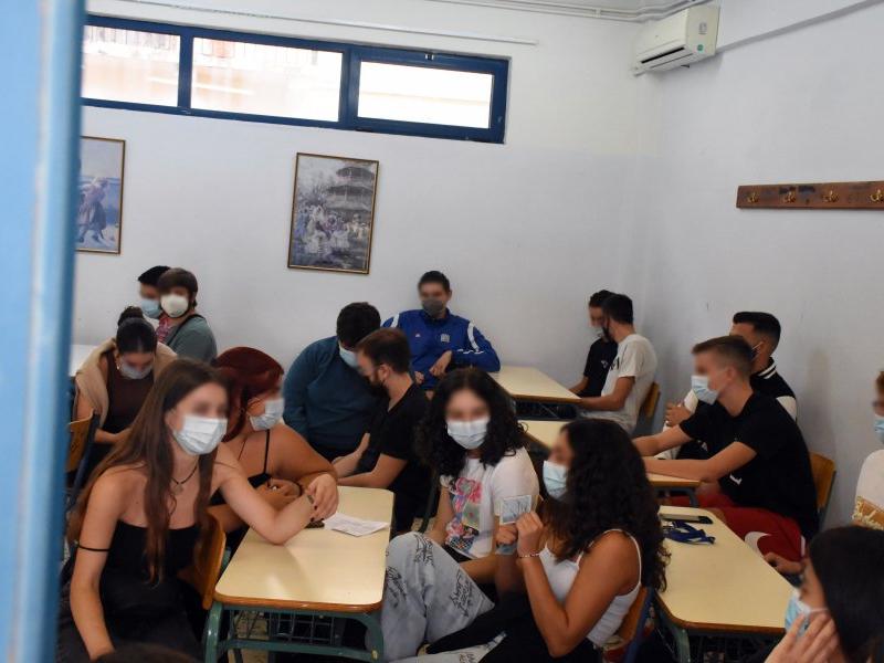 Κορονοϊός - Σχολεία Θεσσαλονίκης: Αστραπιαία η μετάδοση - Γεμίζουν τα νοσοκομεία στη Βόρεια Ελλάδα