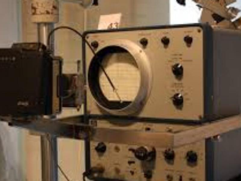Το μηχάνημα που θα χρησιμοποιηθεί για την αξιολόγηση των καθηγητών (δείτε το εδώ)