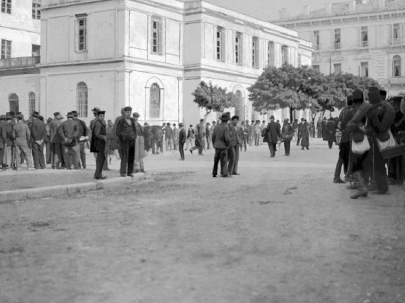 Πώς «έπεσαν» οι πρώτοι νεκροί στο όνομα της ελληνικής γλώσσας–120 χρόνια από τα «Ευαγγελικά»