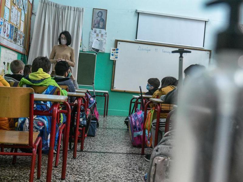 «Παλεύουμε να κρατήσουμε το σχολείο ασφαλές αλλά κάθε μέτρο της υπουργού είναι προς το χειρότερο»