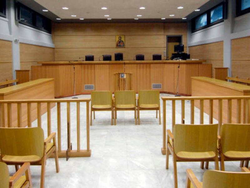 Σήμερα η δίκη των 9 εκπαιδευτικών στα δικαστήρια της Ευελπίδων