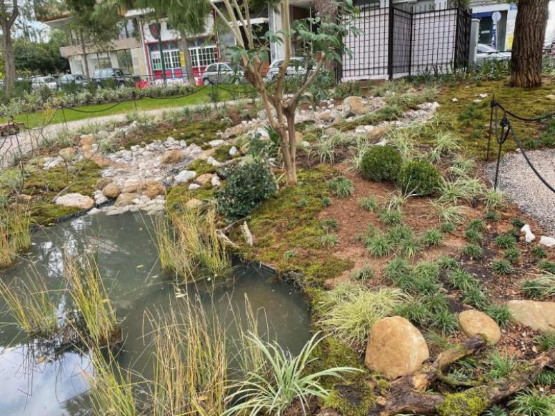 «Ιαπωνικός κήπος» στην ΑΘήνα made by Μπακογιάννης