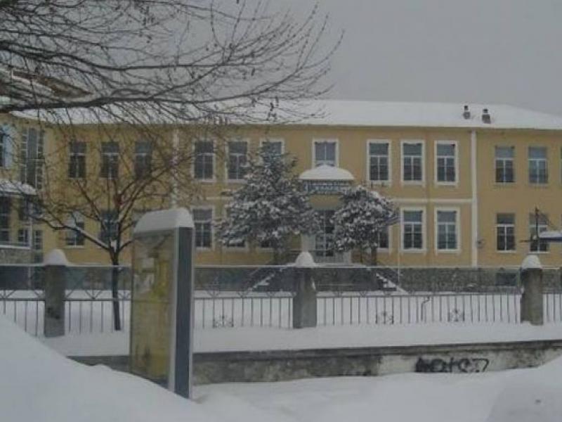 σχολεία χιονισμένα