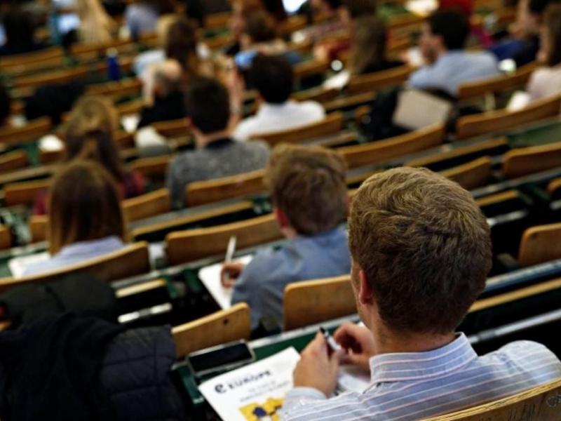 Υποτροφίες για φοιτητές έως 6.000 ευρώ: Ξεκίνησαν οι αιτήσεις-Όροι και προϋποθέσεις