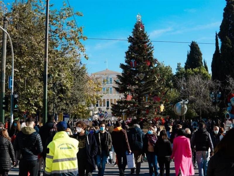 χριστούγεννα, γιορτές, δέντρα, στολισμός, στολίδια, κόσμος, αγορά, πλατεία, πλατεία Συντάγματος, Βουλή