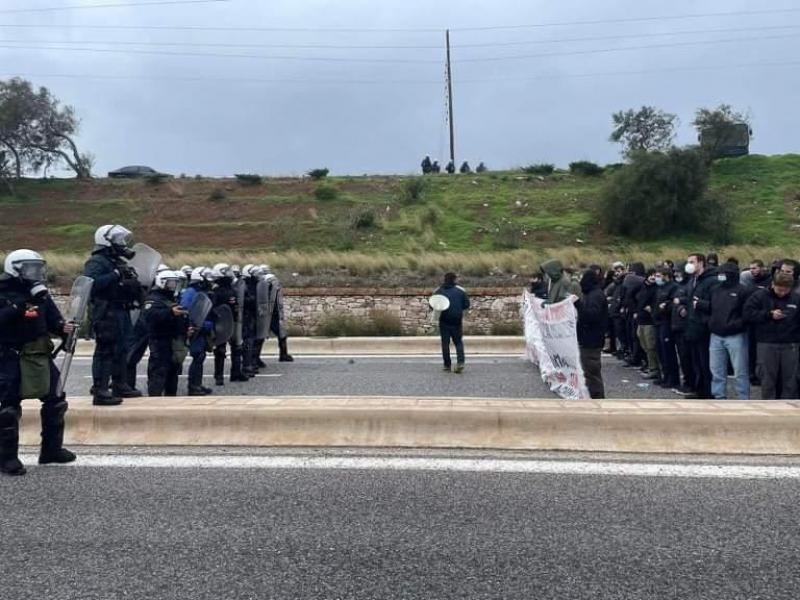 Σύνοδος Πρυτάνεων: Φωτορεπορτάζ από την άγρια καταστολή των φοιτητώνμε χημικά και ξύλο