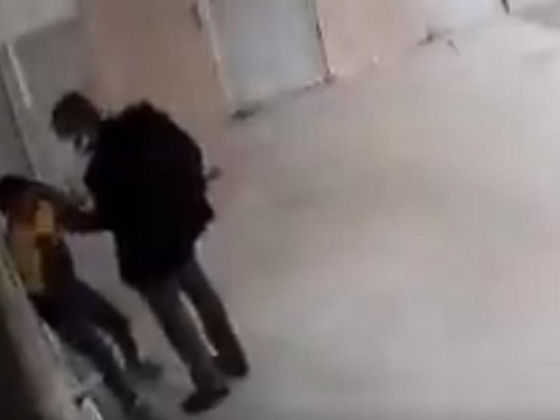Τουρκία: Καθηγητής ξυλοκόπησε άγρια μικρό μαθητή – Βίντεο ντοκουμέντο