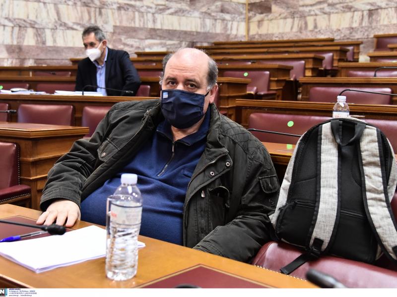 Φίλης: Να σταματήσει η πολιτική δίωξη Παπαδάκου - Βαξεβάνη