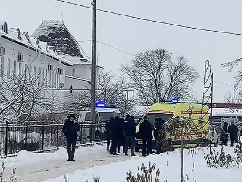Ρωσία: Έφηβος πυροδότησε βόμβα σε σχολείο- Τραυματίστηκε ο ίδιος και δέκα παιδιά