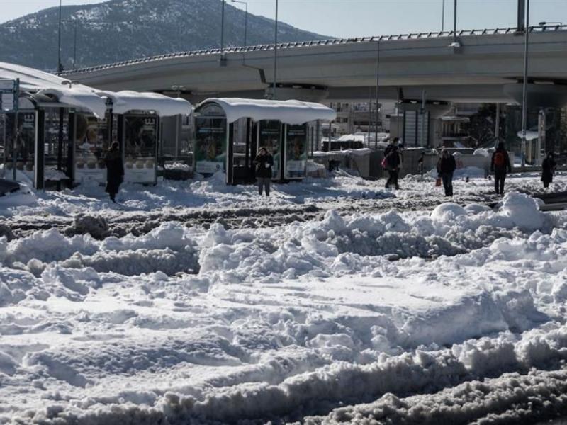 Αττική Οδός, χιόνια, κακοκαιρία, αποκλεισμός, άνθρωποι