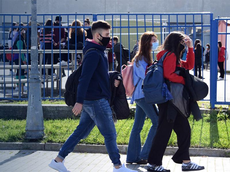 Κορονοϊός: Τι ισχύει για σχολεία, φροντιστήρια, κέντρα ξένων γλωσσών, εκδρομές (ΦΕΚ)