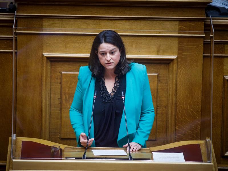 Νίκη Κεραμέως-Τροπολογία στη Βουλή για Πανελλαδικές, Πρότυπα Σχολεία, Εξετάσεις Γλωσσομάθειας και Πληροφορικής, Πανεπιστήμια