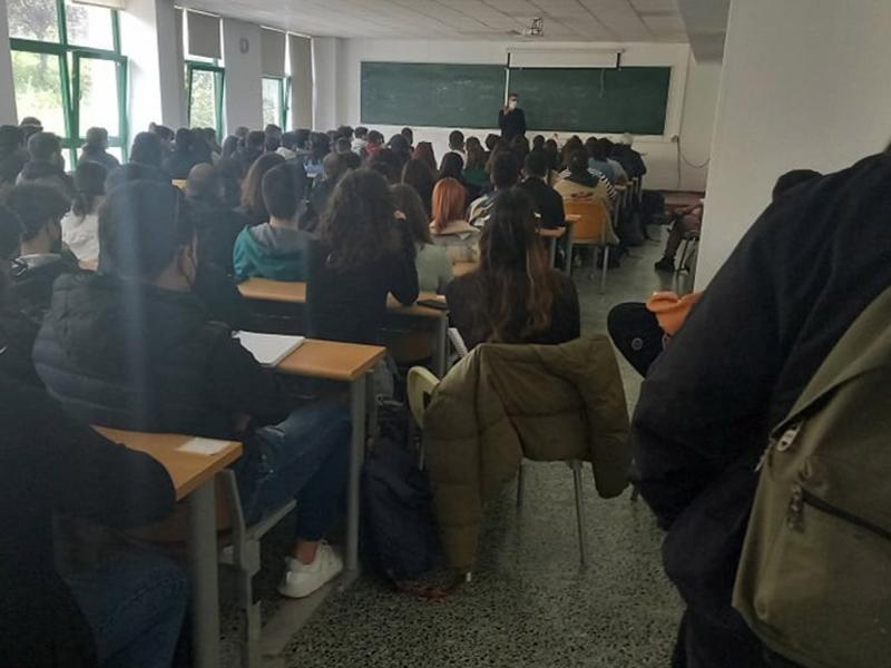 Πανεπιστήμιο Κρήτης: Αδιανόητη «σαρδελοποίηση» φοιτητών παρά τον κορονοϊό