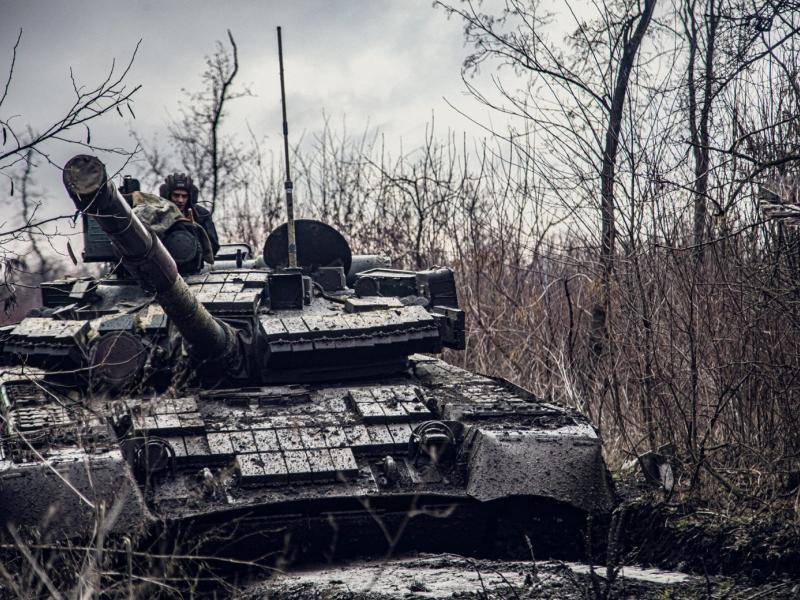 Ρωσική εισβολή στην Ουκρανία: Εκρήξεις σε όλη τη χώρα (Live)