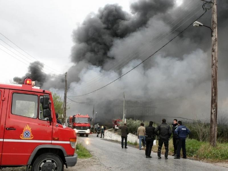 Ολονύχτια μάχη με τις φλόγες στην Μαγνησία- Μάχη να κρατηθεί μακριά από οικισμούς