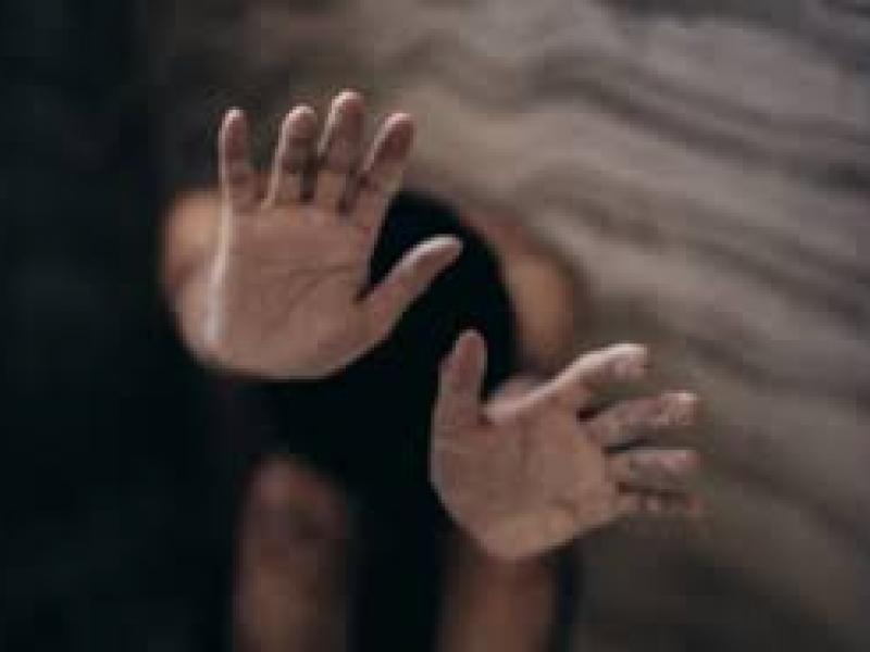 Σκότωσαν το νεογέννητο μωρό τους γιατί ήταν κορίτσι-To «ανάθεμα» έπεσε στην μητέρα, ο πατέρας αθωώθηκε (!)